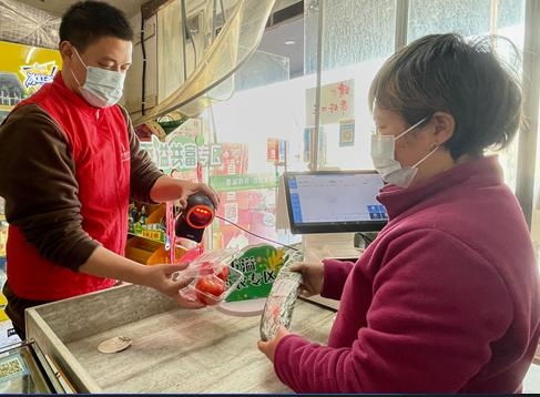志愿紅 助力老年人跨越數字鴻溝，煥發農產品零售新活力
